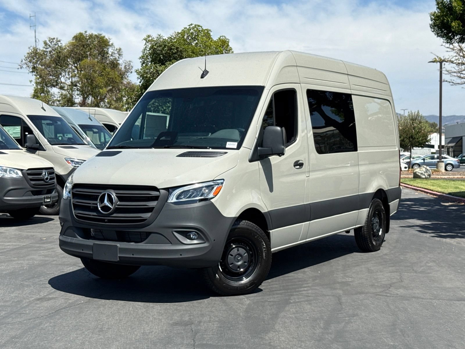 New 2026 Mercedes-Benz Sprinter 2500 image 2