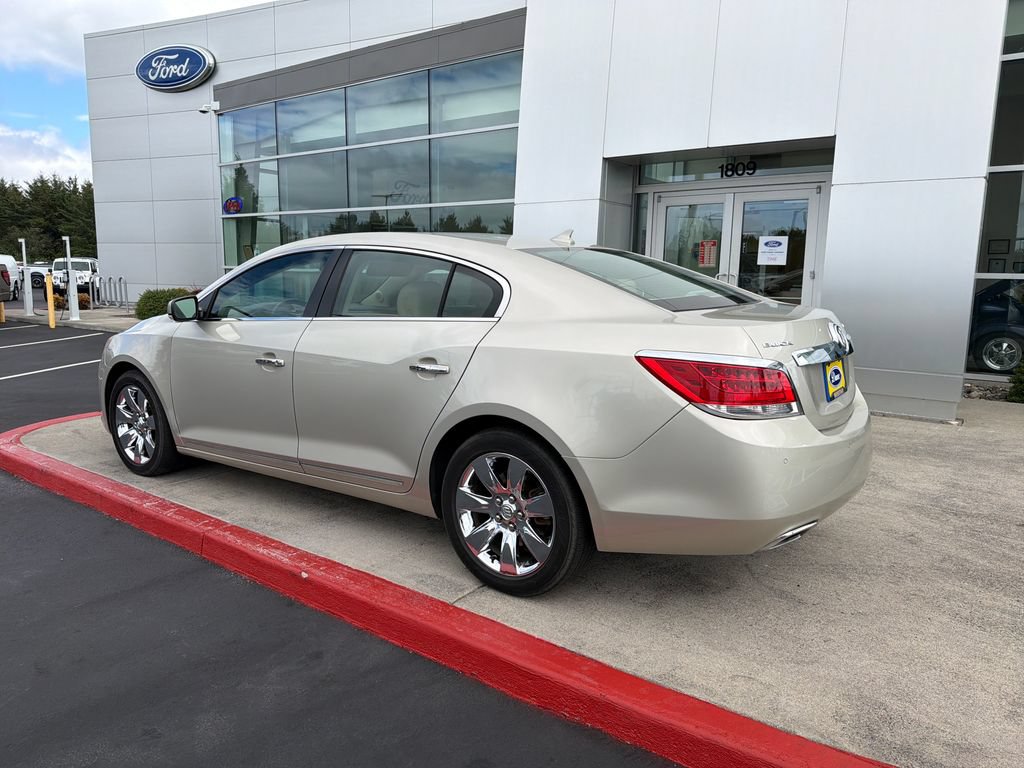 Used 2013 Buick LaCrosse Leather FWD image 2