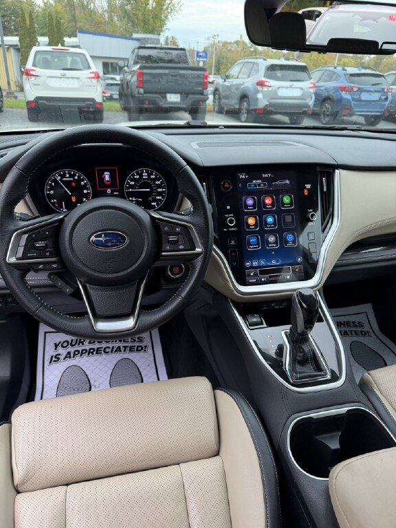 Used 2021 Subaru Outback Limited image 7