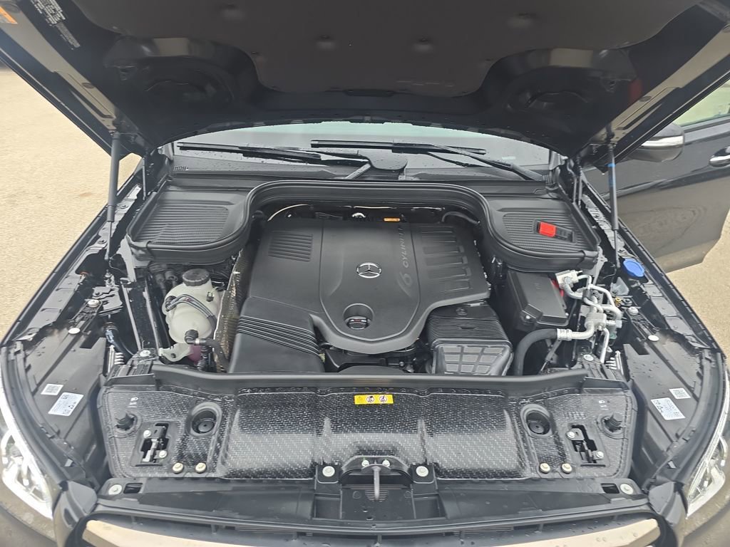 New 2026 Mercedes-Benz GLS 450 4MATIC image 22