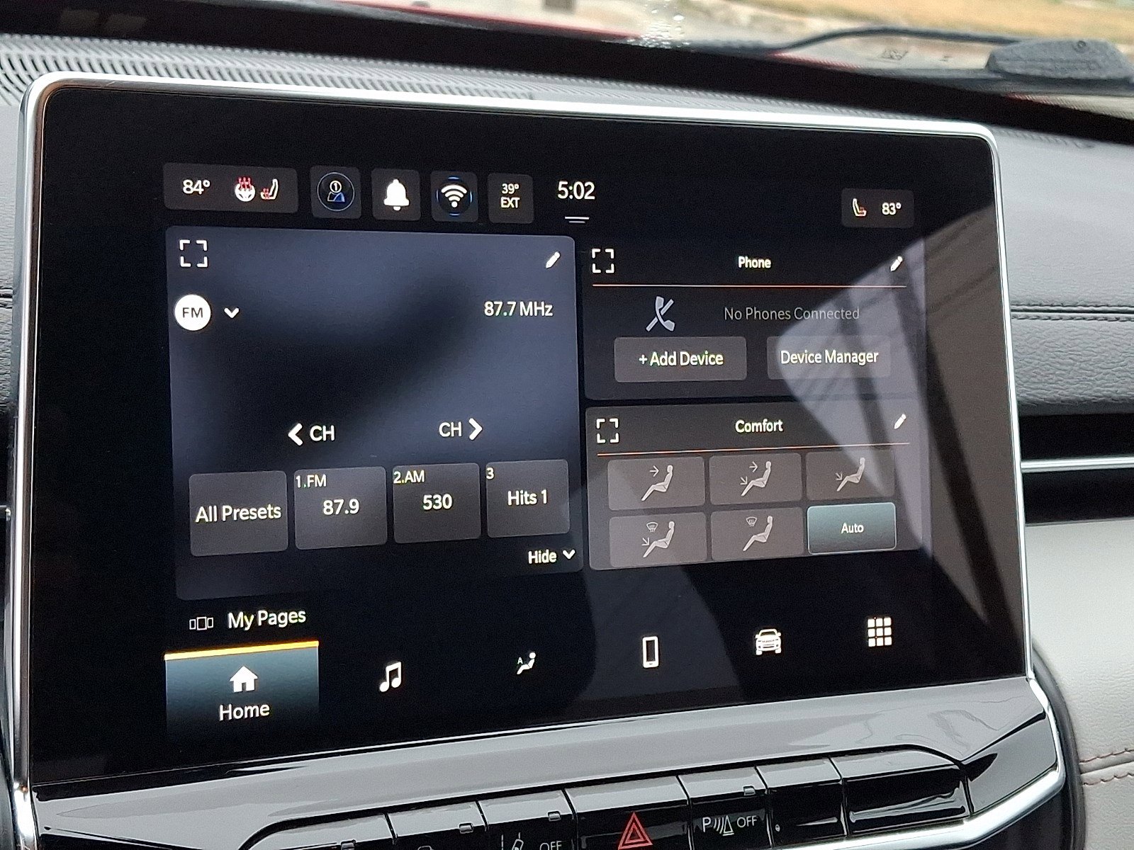 Used 2025 Jeep Compass Limited image 16