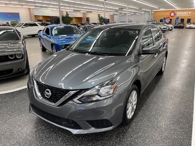 Used 2019 Nissan Sentra SV image 2