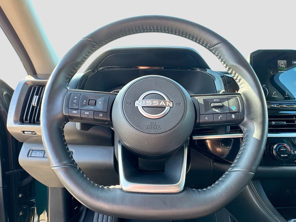 Used 2024 Nissan Pathfinder SL w/ Cargo Package image 10