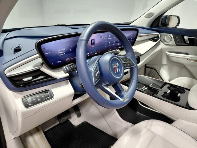 Used 2025 Buick Enclave Avenir w/ LPO, All-Weather Package image 31