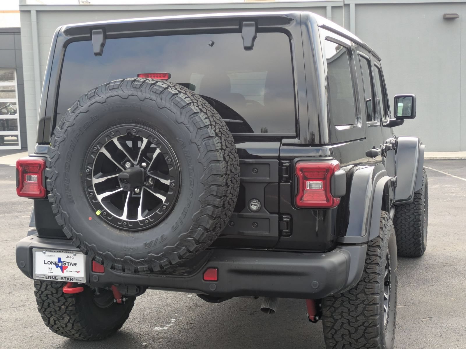 New 2026 Jeep Wrangler Unlimited Rubicon AWD/4WD image 5
