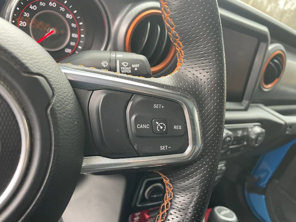 Used 2022 Jeep Gladiator Mojave w/ Cold Weather Group image 30