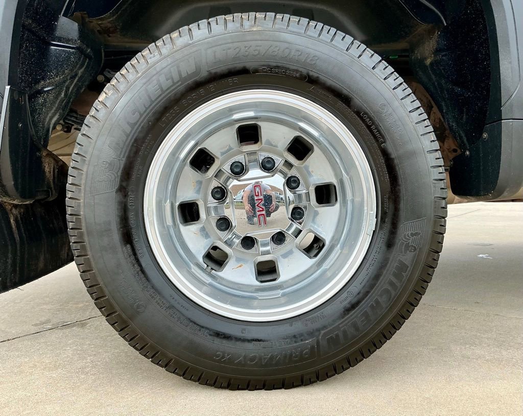 Used 2024 GMC Sierra 3500 SLT w/ SLT Premium Package image 22