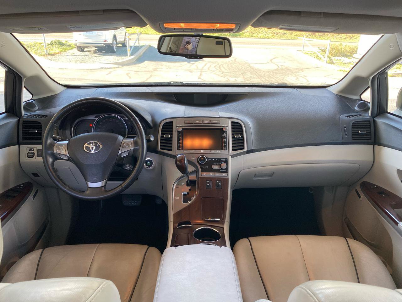 Used 2009 Toyota Venza AWD image 25