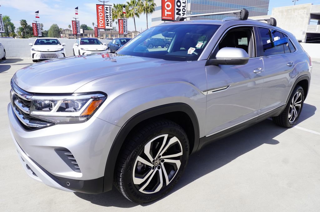 Used 2023 Volkswagen Atlas Cross Sport SEL image 4