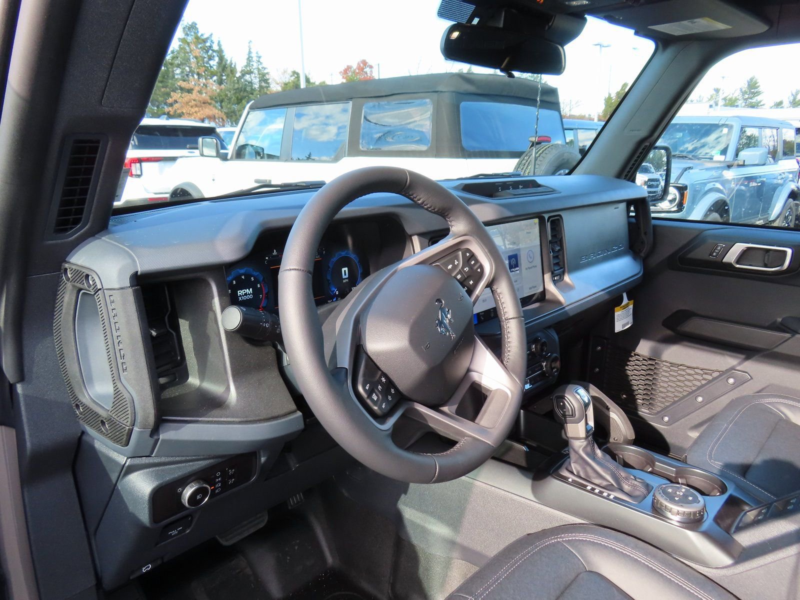 New 2025 Ford Bronco Big Bend w/ Black Diamond Package image 8