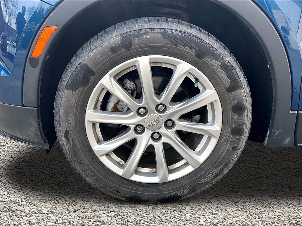 Used 2019 Cadillac XT4 Luxury w/ Trailering Package image 9