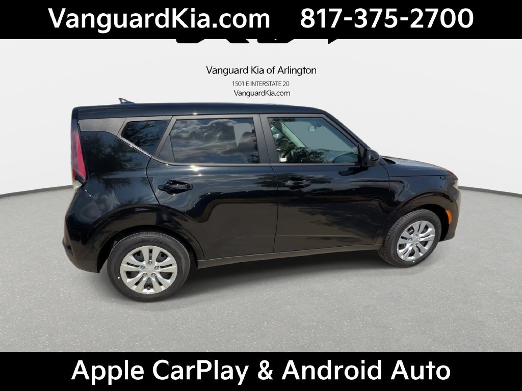 Certified 2023 Kia Soul LX FWD image 10