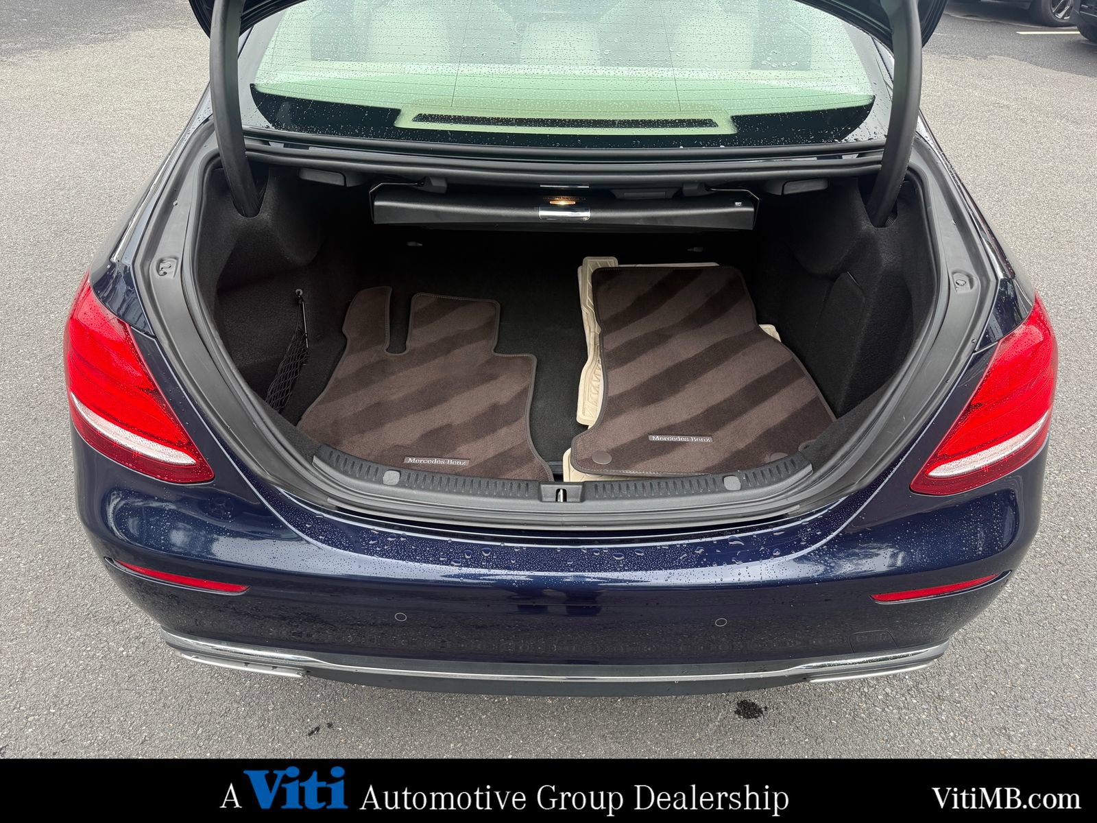 Used 2019 Mercedes-Benz E 300 4MATIC image 24