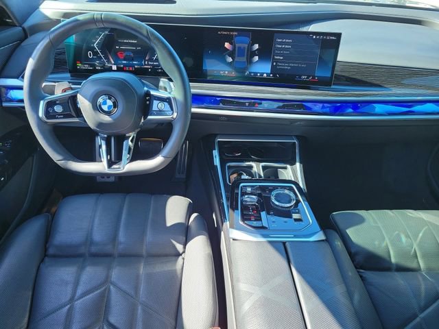 Used 2024 BMW 760i xDrive w/ Executive Package image 17