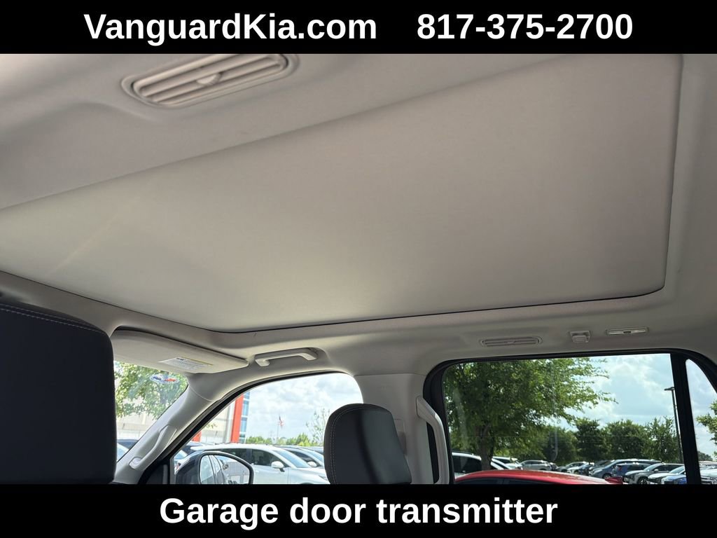 Used 2025 Ford Expedition Max Platinum AWD/4WD image 19