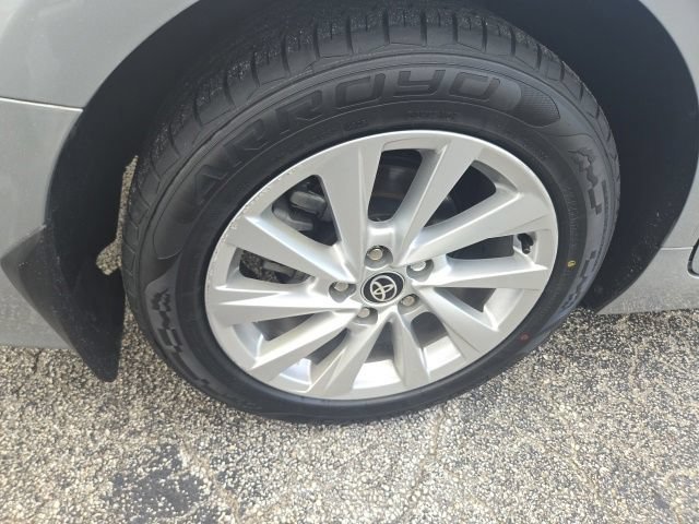 Used 2023 Toyota Camry LE FWD image 19