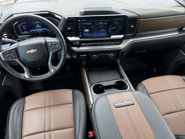 Used 2024 Chevrolet Silverado 2500 High Country w/ High Country Premium Package image 17