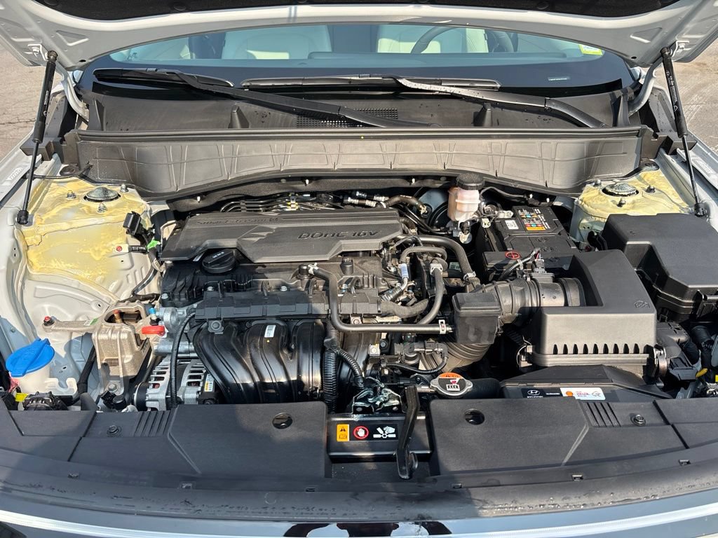 Certified 2024 Hyundai Kona SEL AWD/4WD image 12