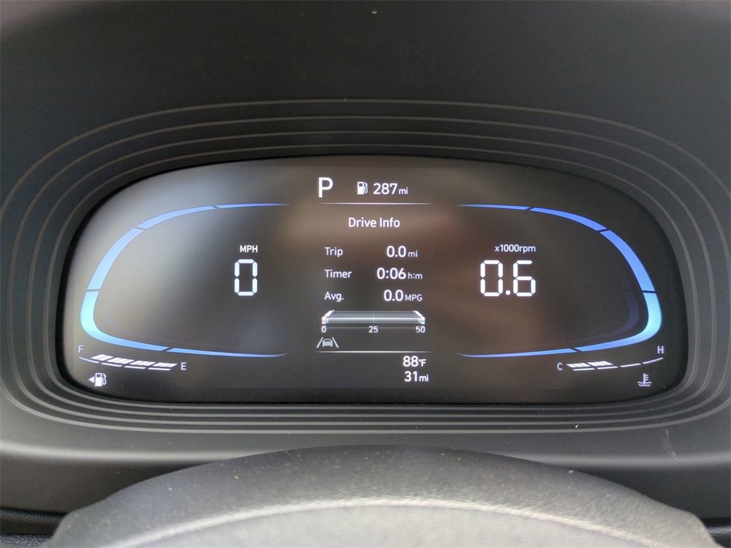 New 2025 Hyundai Venue SEL image 32