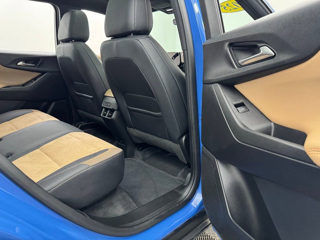 Used 2025 Chevrolet Equinox ACTIV w/ Safety and Technology Package image 38