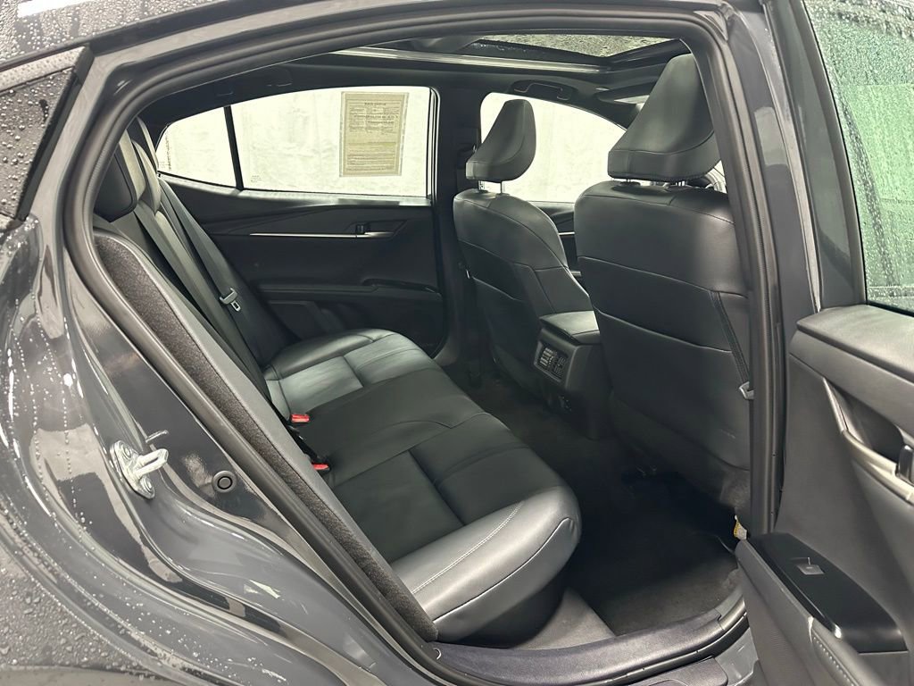Used 2025 Toyota Camry XSE image 54