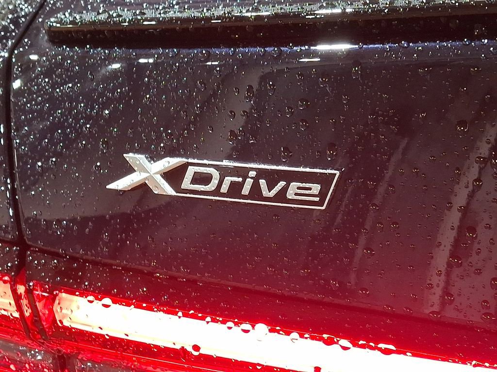 Used 2025 BMW 530i xDrive w/ M Sport Package image 29