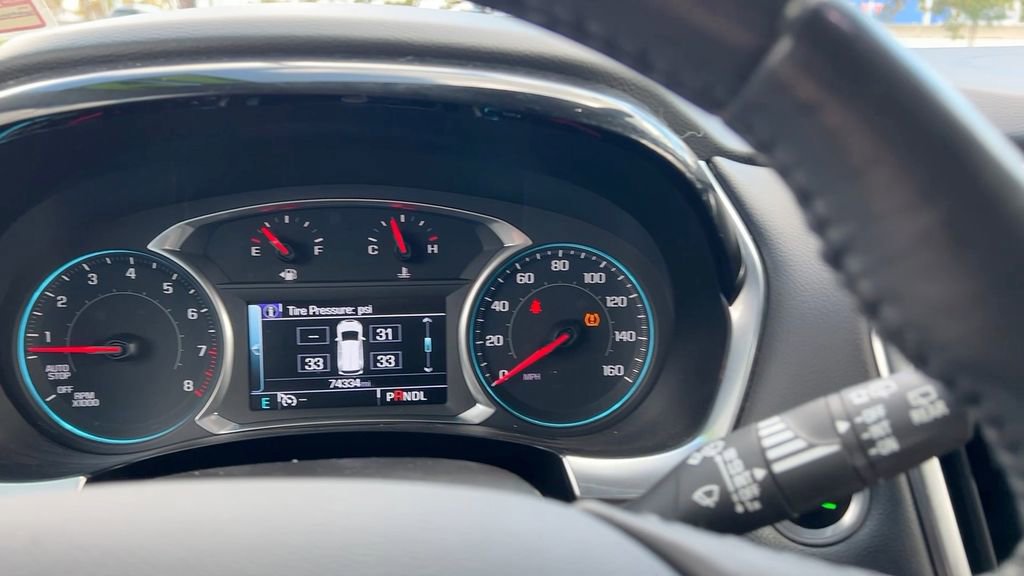 Used 2019 Chevrolet Traverse LT image 23