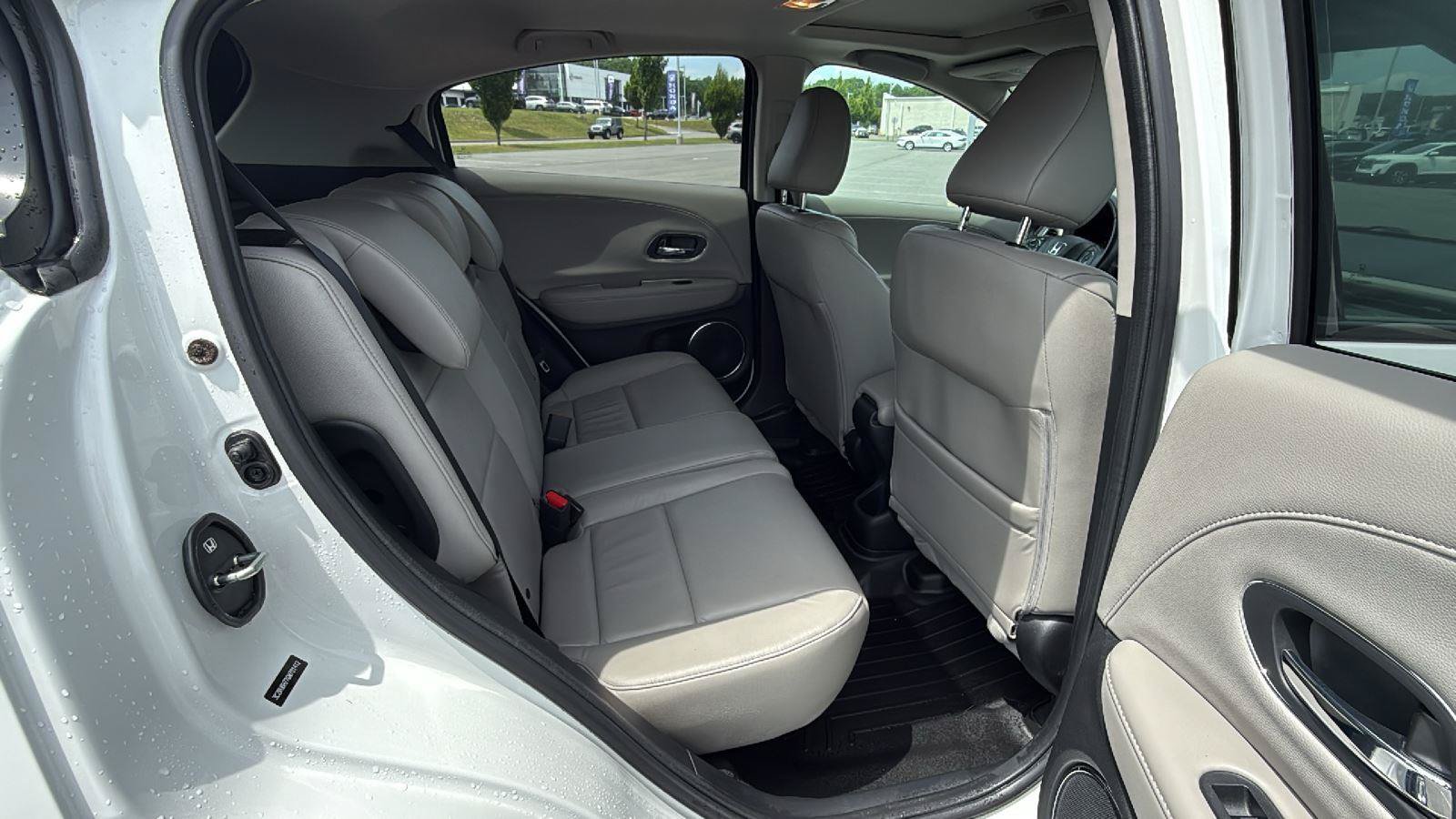 Used 2016 Honda HR-V EX-L image 19
