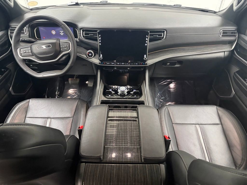 Used 2022 Jeep Wagoneer Series III image 19