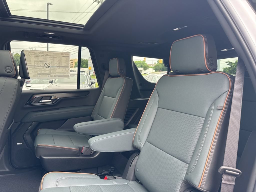 New 2026 GMC Yukon AT4 w/ AT4 Premium Plus Package AWD/4WD image 31