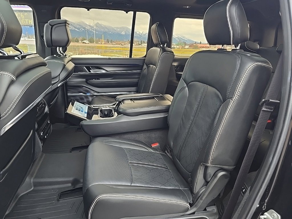 Used 2024 Jeep Grand Wagoneer Series II w/ Quick Order Packagew 28T image 27