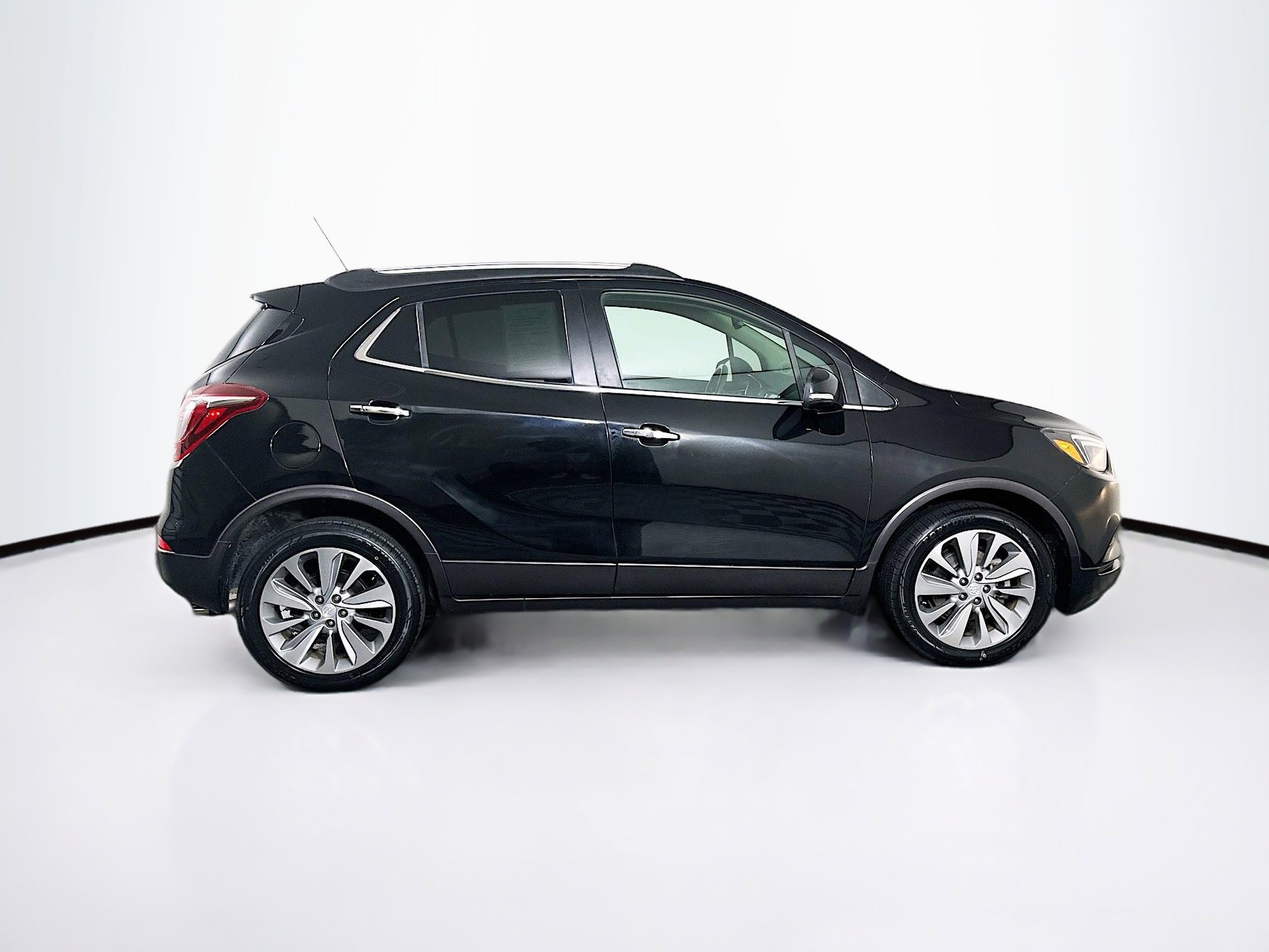 Used 2018 Buick Encore Preferred FWD image 10