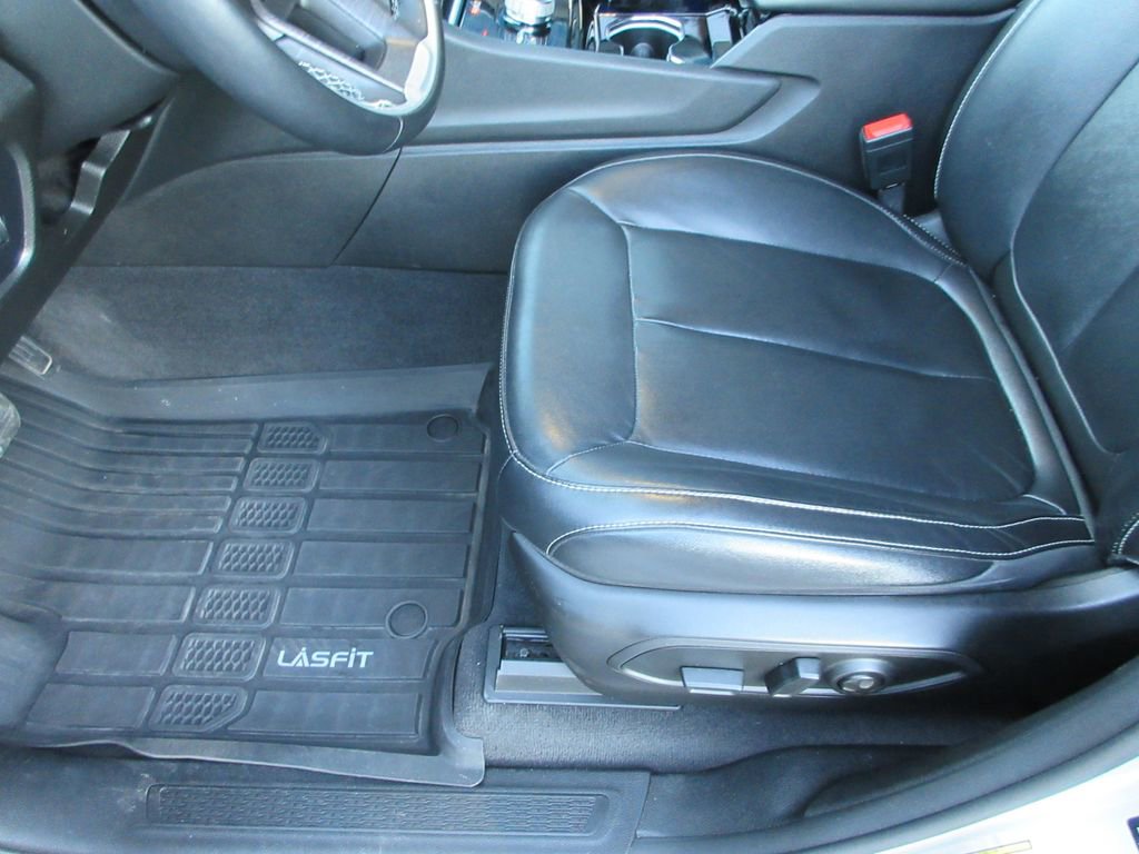 Used 2022 Jeep Grand Cherokee L Limited AWD/4WD image 22