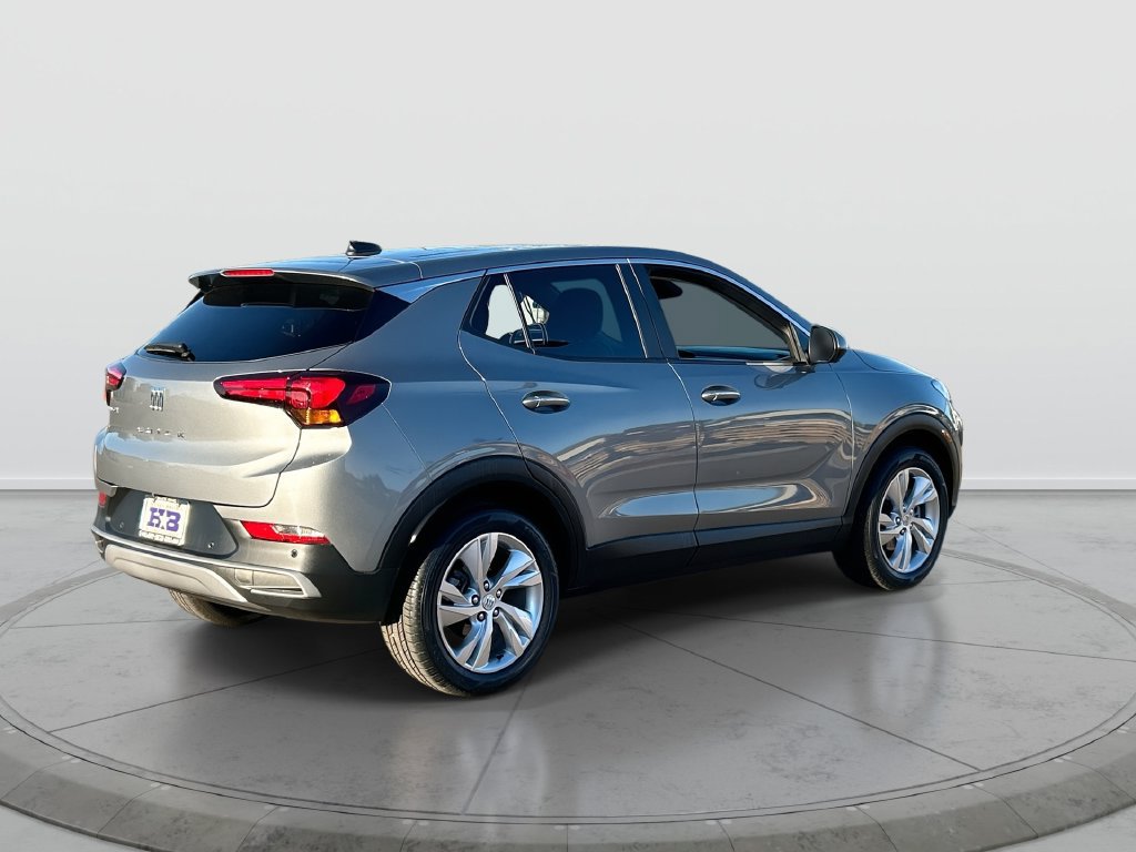 Used 2024 Buick Encore GX Preferred w/ Comfort Package FWD image 8