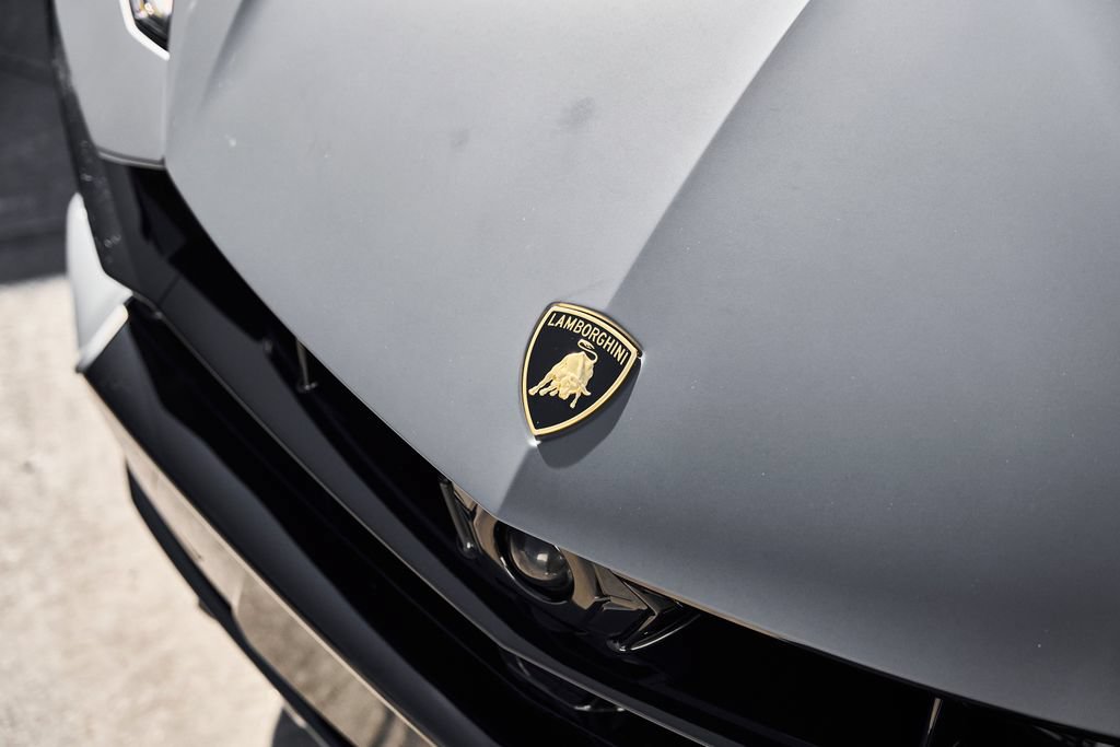 Used 2025 Lamborghini Urus S AWD/4WD image 7