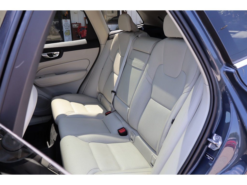 Used 2021 Volvo XC60 T5 Inscription w/ Protection Package Premier AWD/4WD image 15