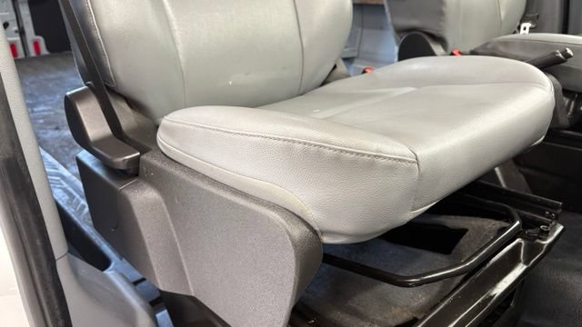 Used 2018 Ford Transit 250 148 Low Roof RWD image 17