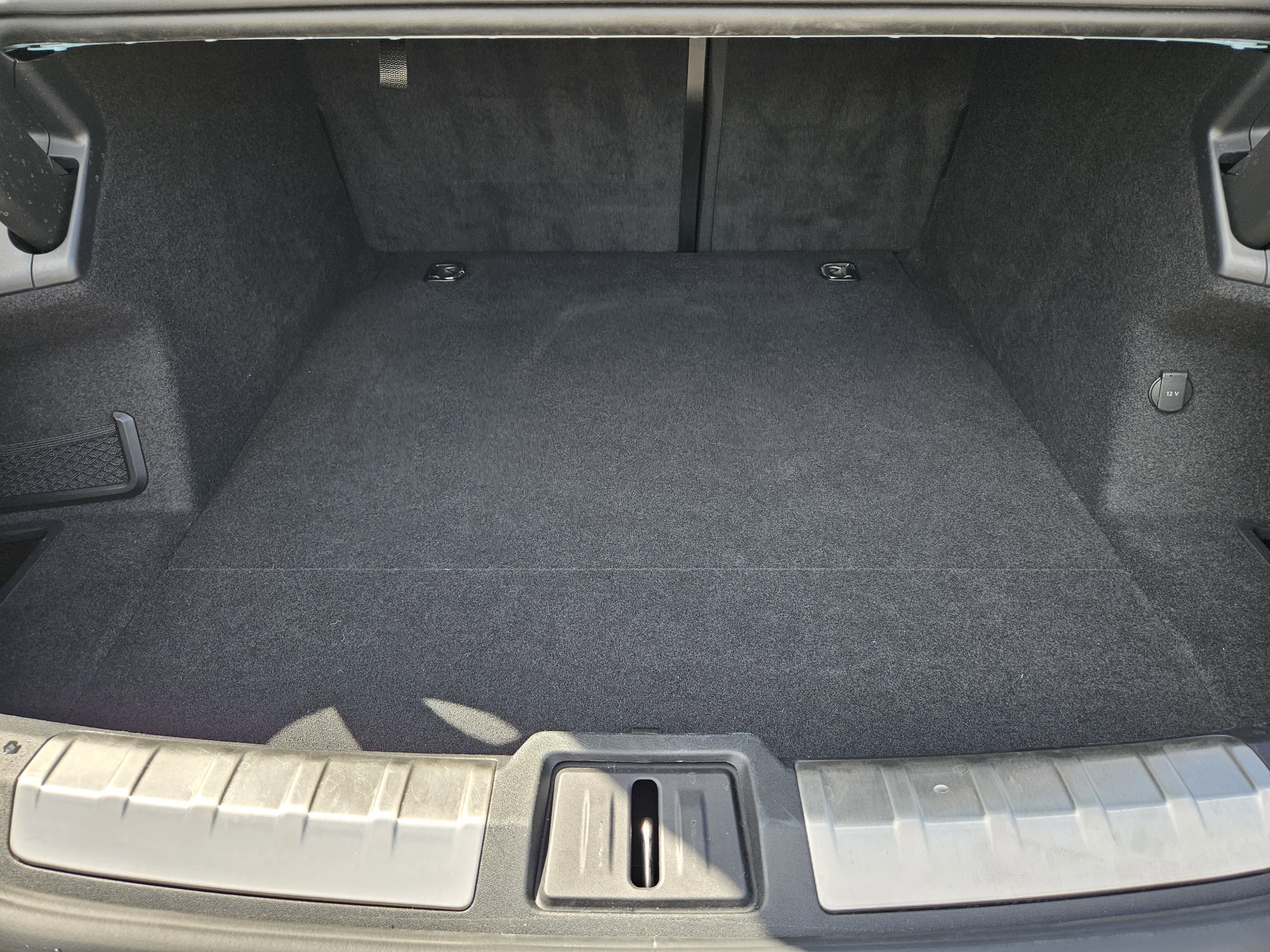 Used 2022 Porsche Taycan Turbo S image 31