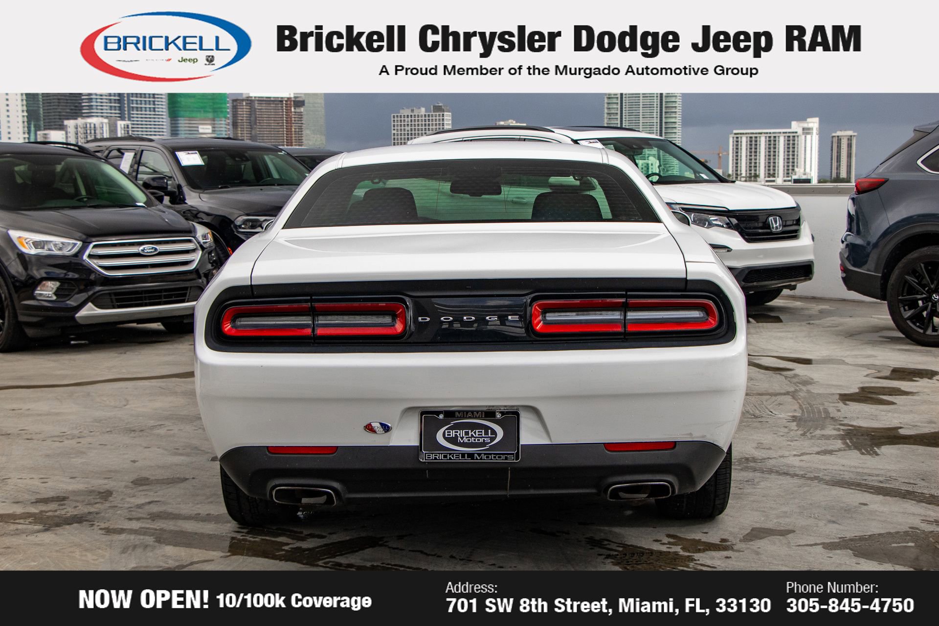 Used 2017 Dodge Challenger SXT image 6