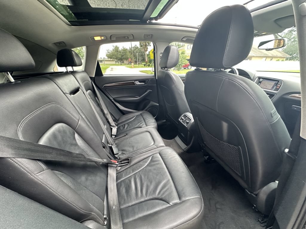 Used 2017 Audi Q5 2.0T Premium Plus w/ Technology Package AWD/4WD image 11