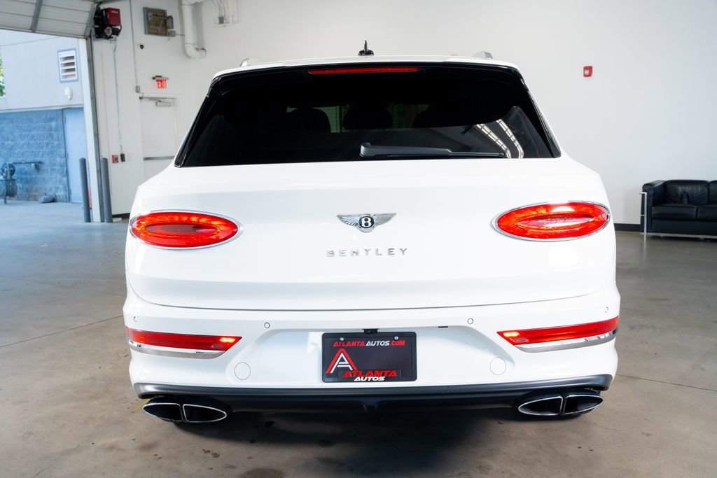 Used 2021 Bentley Bentayga Plug-In Hybrid image 7