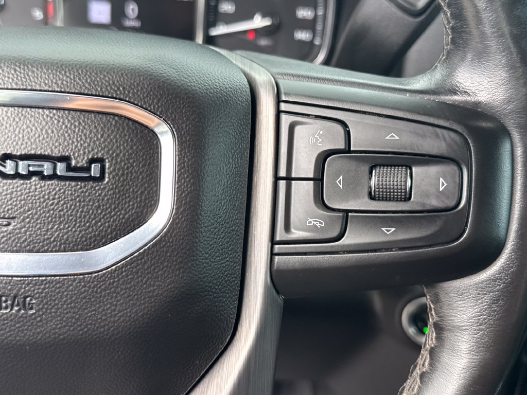 Used 2022 GMC Sierra 2500 Denali w/ Denali Ultimate Package AWD/4WD image 18