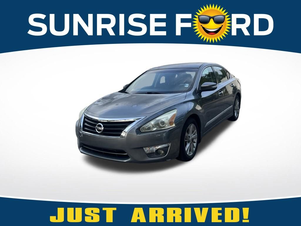 Used 2014 Nissan Altima 2.5 SL w/ Technology Package FWD image 1