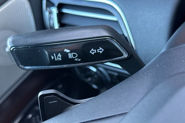 Used 2020 Lincoln Navigator L Reserve w/ Equipment Group 208A Reserve image 39