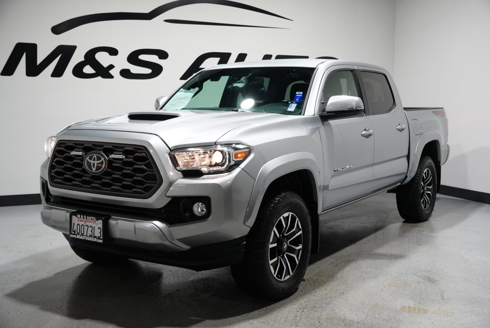 Used 2022 Toyota Tacoma TRD Sport image 3
