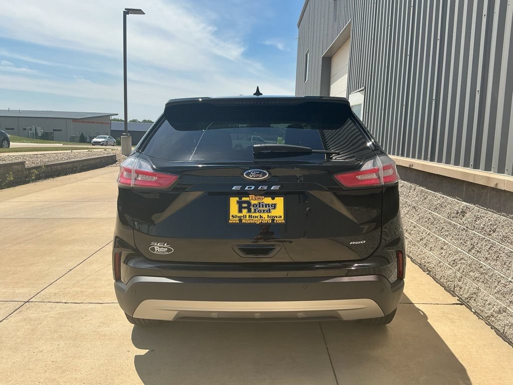 Used 2024 Ford Edge SEL w/ Convenience Package AWD/4WD image 5