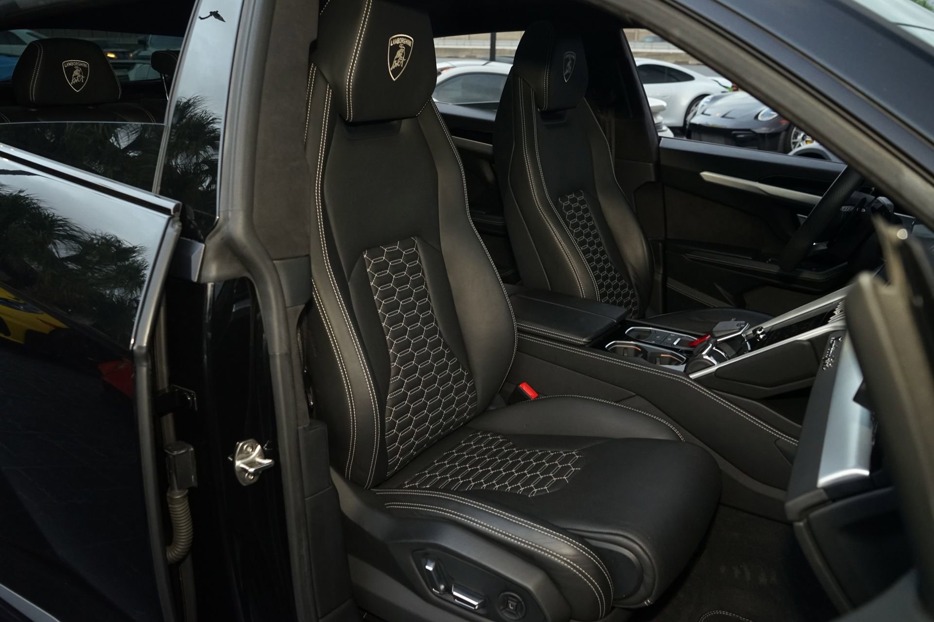 Used 2019 Lamborghini Urus image 12