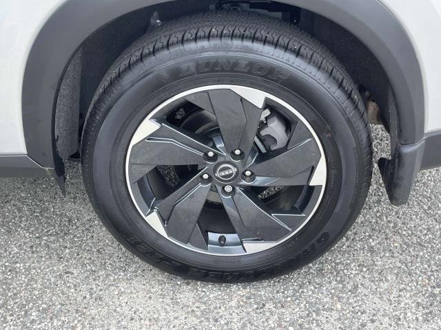 Certified 2024 Nissan Rogue SV w/ SV Premium Package image 10