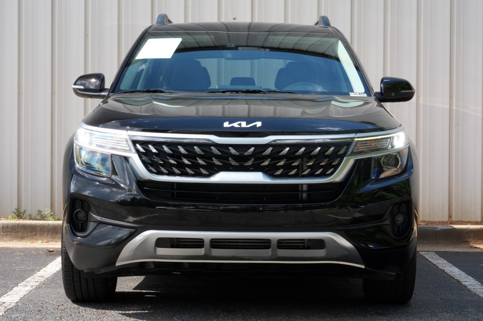 Used 2022 Kia Seltos Nightfall Edition AWD/4WD image 6