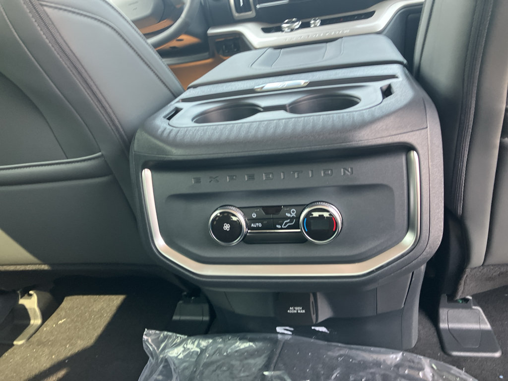 New 2027 Ford Expedition Active AWD/4WD image 31